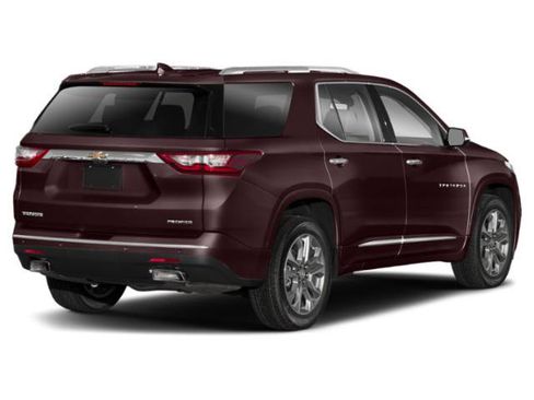 Used 2019 Chevrolet Traverse Premier w/ Driver Confidence II Package FWD image 2