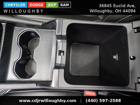 Used 2024 Jeep Grand Cherokee L Limited AWD/4WD image 25