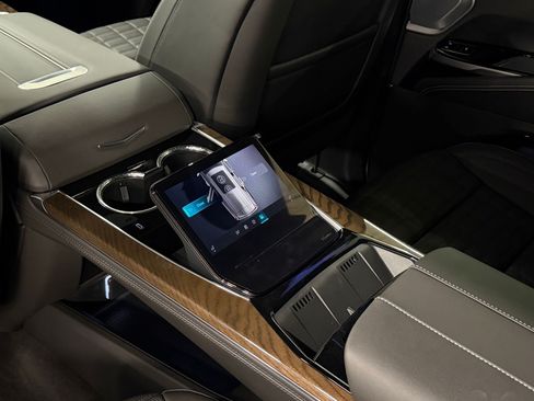 New 2026 Cadillac Escalade Platinum Sport AWD/4WD image 20