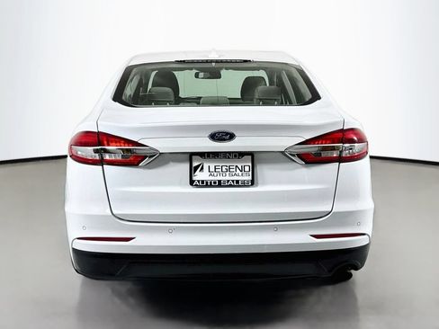 Used 2019 Ford Fusion SE FWD image 6