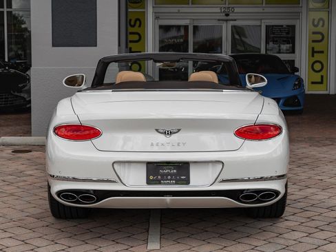Used 2020 Bentley Continental GT image 25