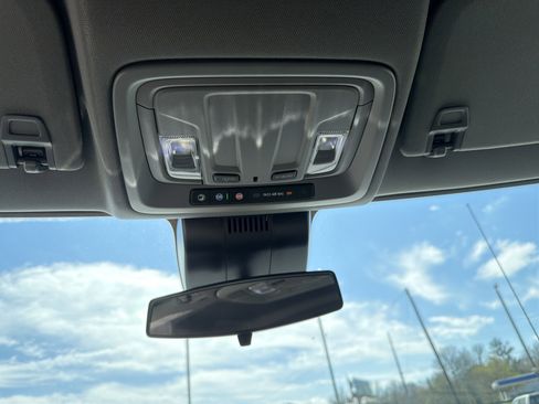 New 2026 GMC Sierra 1500 Elevation image 25