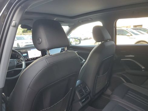 Certified 2025 Audi Q5 Premium Plus w/ Premium Plus AWD/4WD image 18