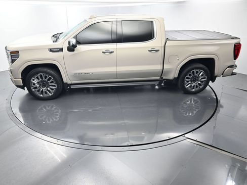 Used 2026 GMC Sierra 1500 Denali Ultimate AWD/4WD image 39