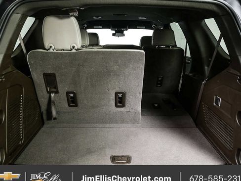 Certified 2025 Chevrolet Tahoe LT image 34