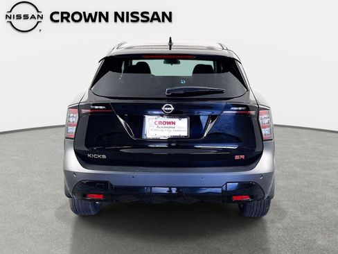 New 2026 Nissan Kicks SR FWD image 6
