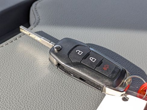 New 2025 Ford F350 XL w/ XL Chrome Package image 28