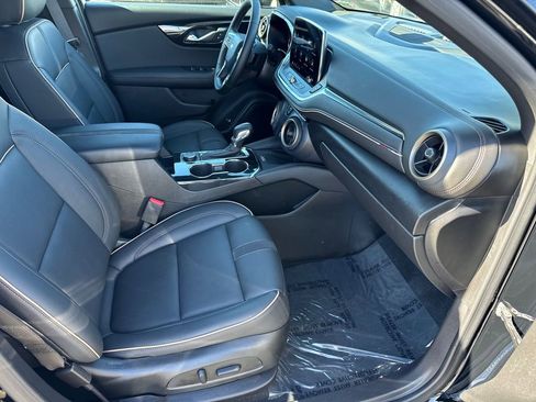 Used 2025 Chevrolet Blazer Premier w/ LPO, Black Sport Package image 18