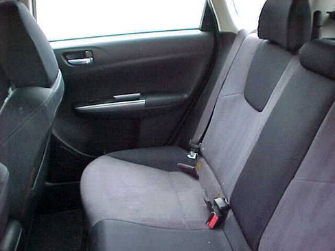 Used 2011 Subaru Impreza Outback Sport AWD/4WD image 16