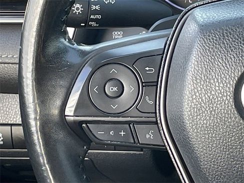 Used 2022 Toyota Camry SE image 13