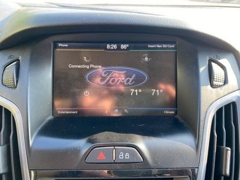 Used 2014 Ford Focus Titanium FWD image 31