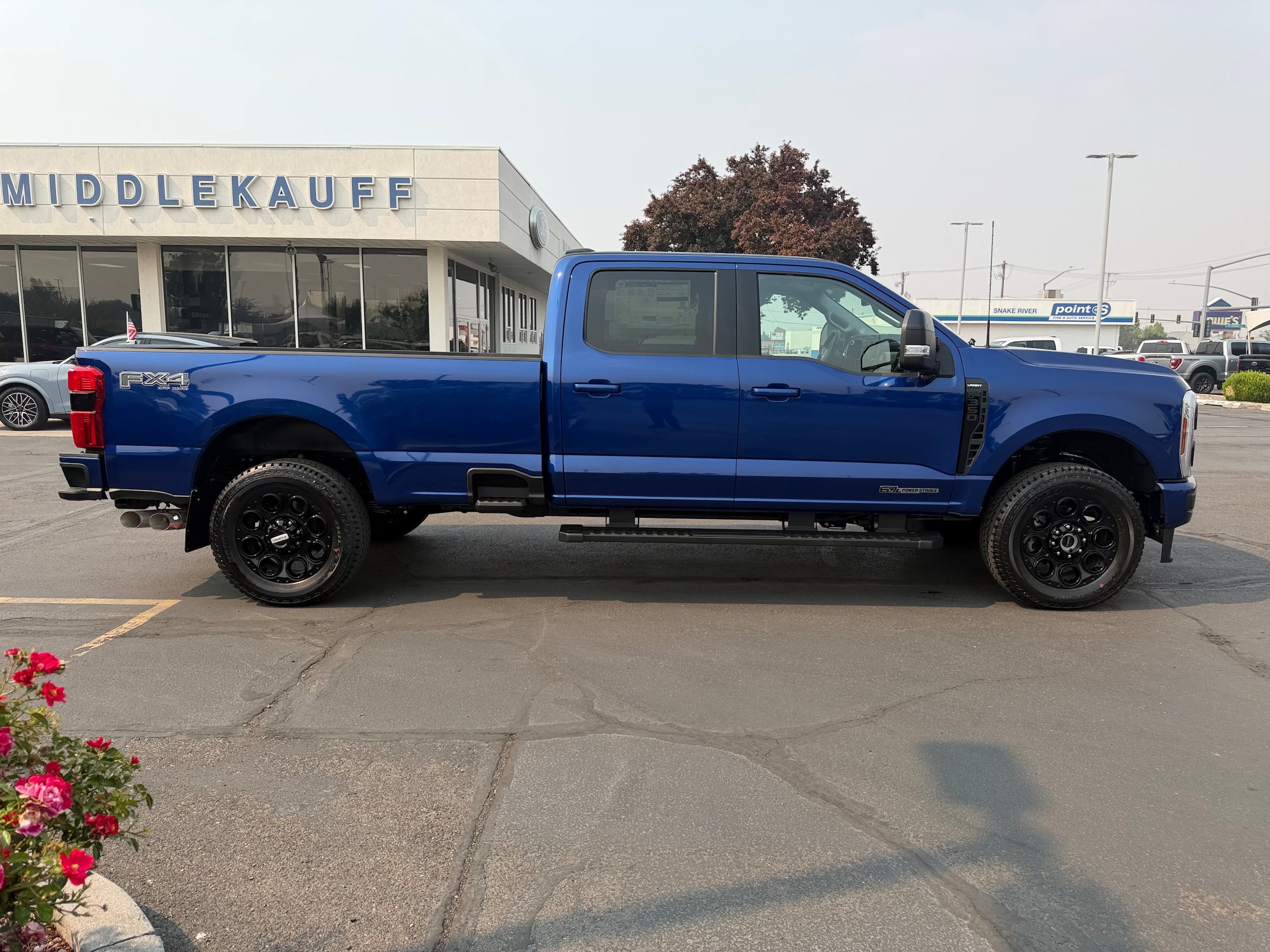 New 2026 Ford F350 Lariat w/ Black Appearance Package AWD/4WD image 2
