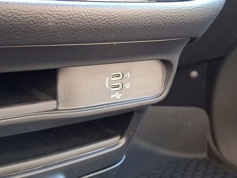 New 2026 Chrysler Voyager LX image 12