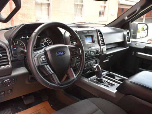 Used 2018 Ford F150 XLT w/ Equipment Group 301A Mid AWD/4WD image 11