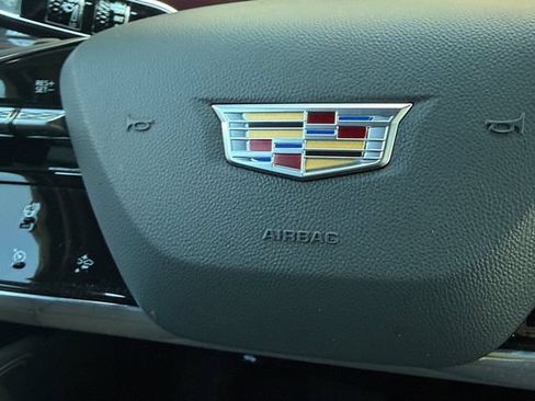 Used 2026 Cadillac Escalade ESV Luxury w/ Touring Package AWD/4WD image 5