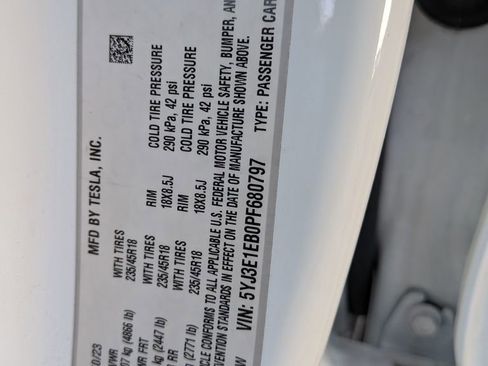 Used 2023 Tesla Model 3 Long Range image 32