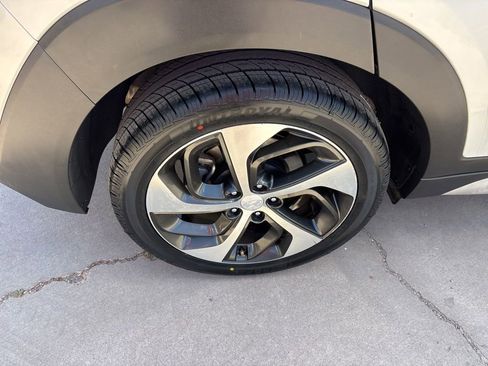 Used 2018 Hyundai Tucson Limited image 11