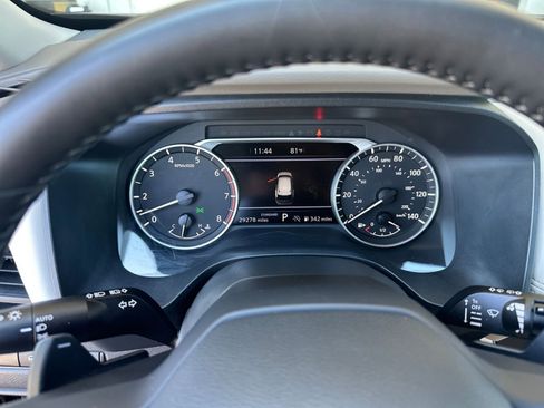 Used 2025 Nissan Rogue SV FWD image 42