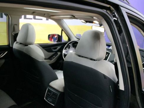 Used 2021 Subaru Forester Premium AWD/4WD image 10