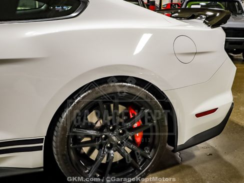 Used 2020 Ford Mustang Shelby GT500 w/ Technology Package RWD image 41