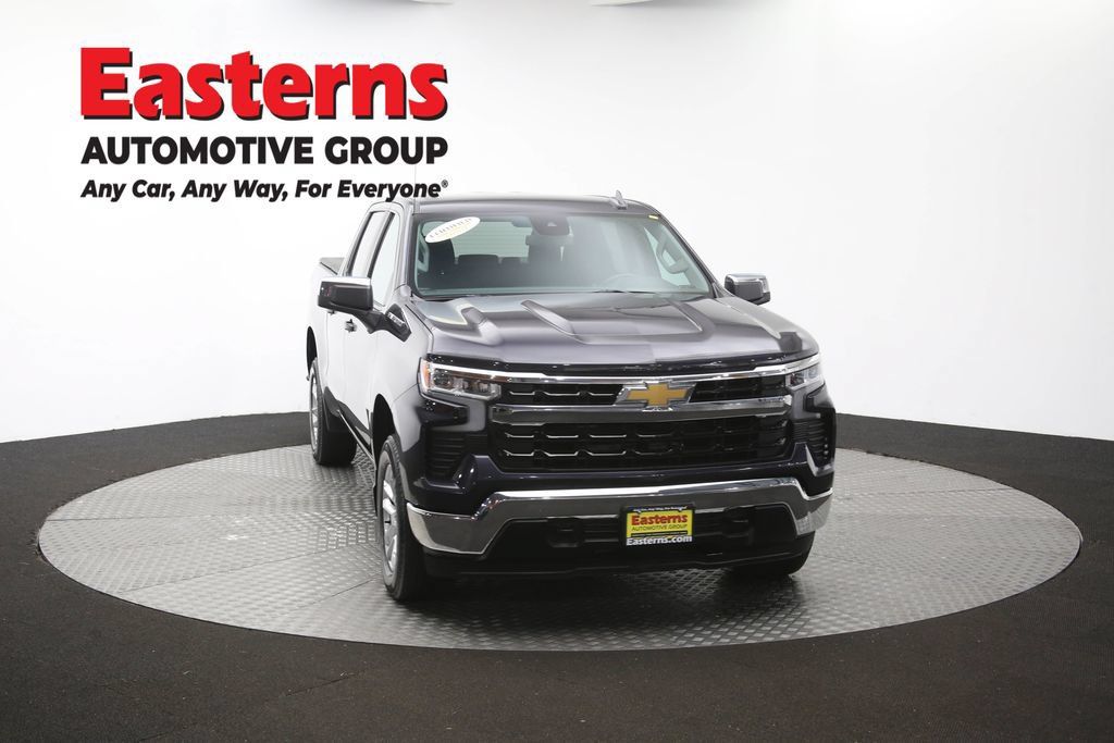 Used 2023 Chevrolet Silverado 1500 LT AWD/4WD image 55