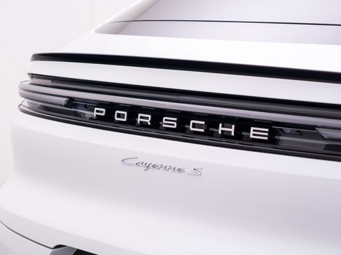 New 2026 Porsche Cayenne S AWD/4WD image 35