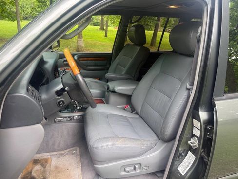 Used 2002 Lexus LX 470 4WD image 11