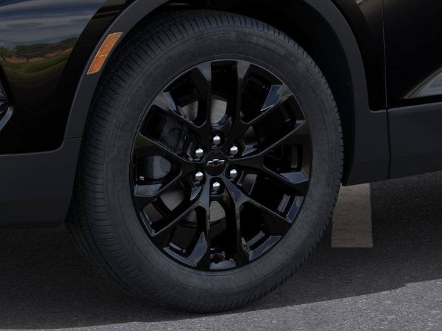 New 2026 Chevrolet Blazer LT w/ LPO, Black Sport Package FWD image 34
