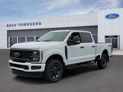 New 2026 Ford F250 XL w/ STX Appearance Package AWD/4WD image 3