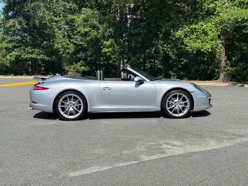 Used 2014 Porsche 911 Carrera 4 AWD/4WD image 15