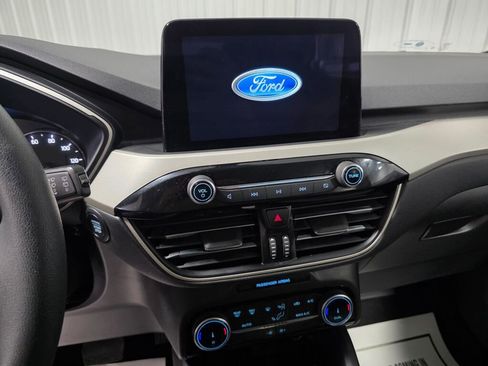 Used 2022 Ford Escape SE AWD/4WD image 13