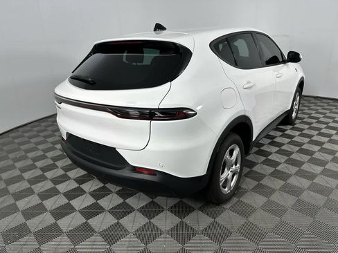Used 2024 Dodge Hornet GT AWD/4WD image 17