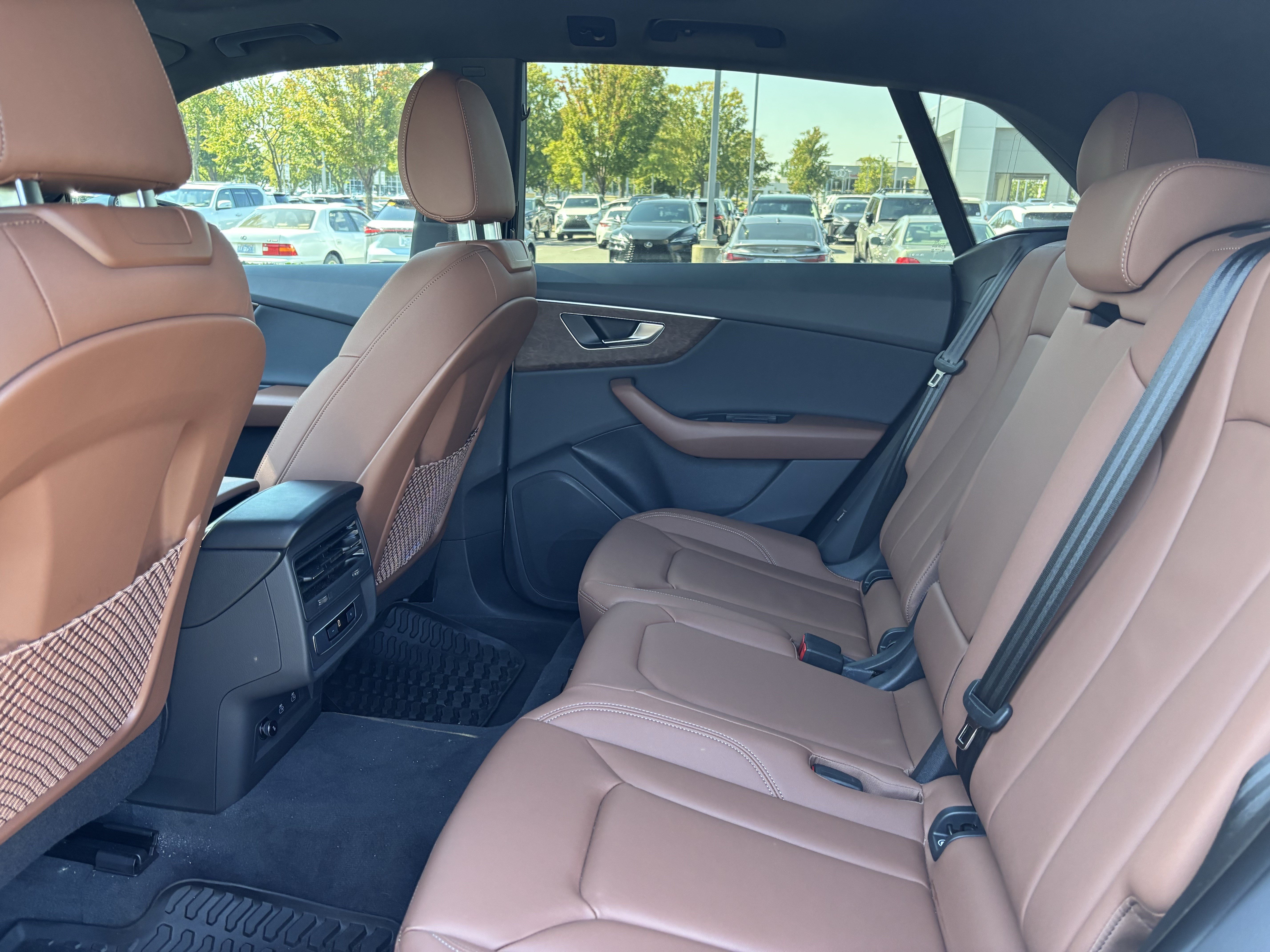 Used 2025 Audi Q8 Premium w/ Black Optic Package AWD/4WD image 21