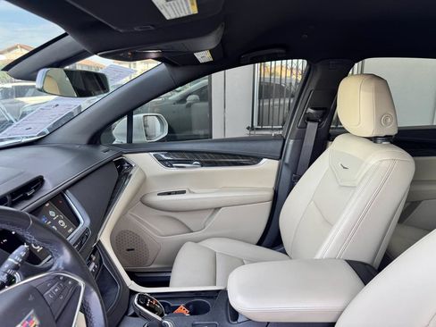 Used 2018 Cadillac XT5 FWD w/ LPO, Wheel Lock Package image 33
