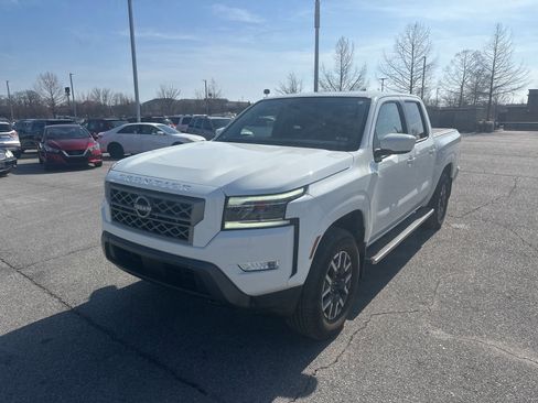 Used 2023 Nissan Frontier SV w/ SV Premium Package image 1