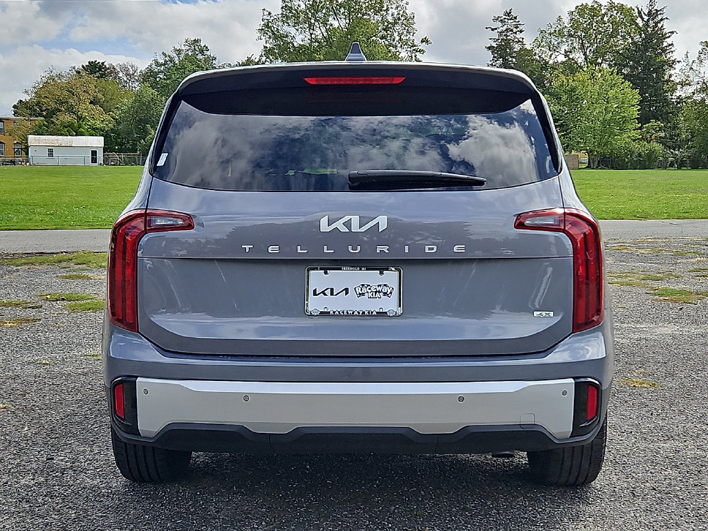 Certified 2024 Kia Telluride LX AWD/4WD image 6