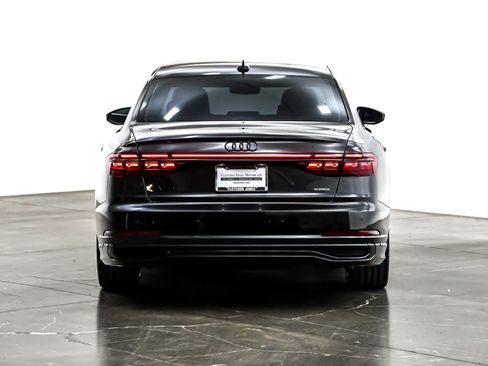 Used 2022 Audi A8 L 3.0T image 3