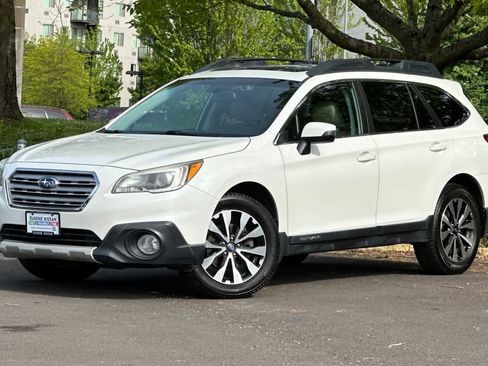 Used 2016 Subaru Outback 2.5i Limited AWD/4WD image 1