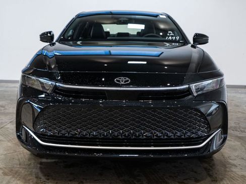 New 2026 Toyota Crown Nightshade image 2