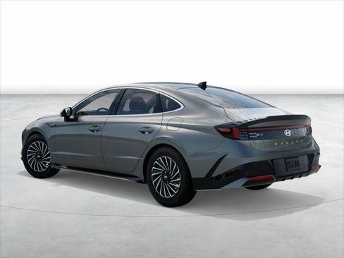 New 2025 Hyundai Sonata Limited image 5