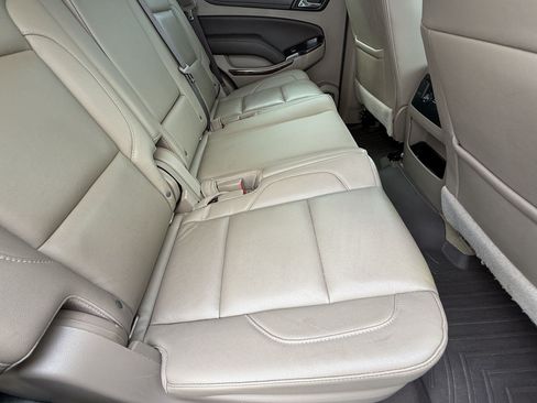 Used 2018 Chevrolet Tahoe LT RWD image 34
