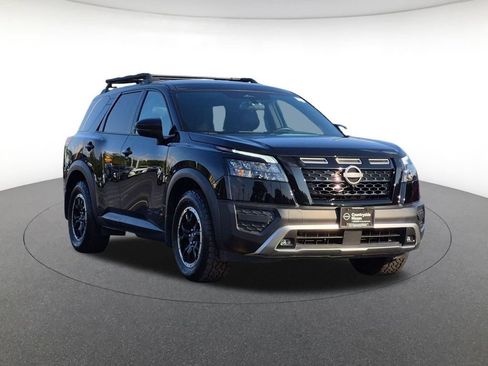 Used 2024 Nissan Pathfinder Rock Creek AWD/4WD image 3