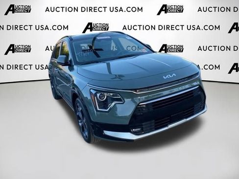 Used 2023 Kia Niro EX Touring image 34