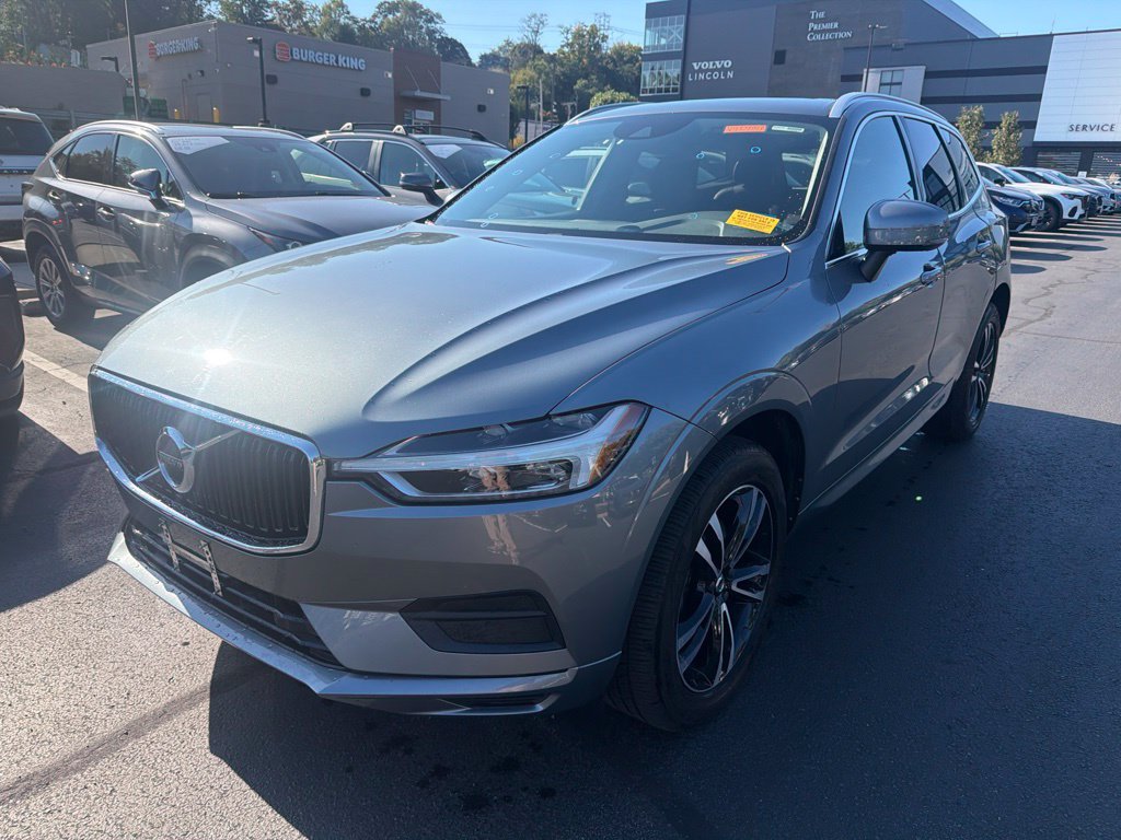 Used 2020 Volvo XC60 T5 Momentum w/ Protection Package AWD/4WD image 1