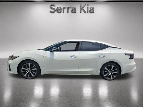 Used 2023 Nissan Maxima SV w/ Floor Mat Group FWD image 19