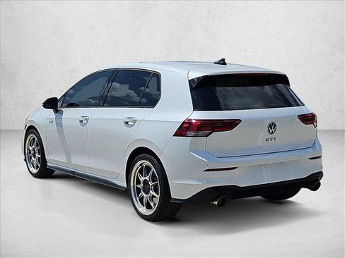Used 2026 Volkswagen Golf SE FWD image 7