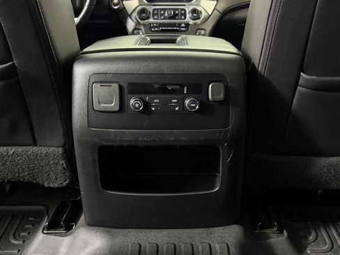 Used 2020 GMC Yukon SLT AWD/4WD image 30