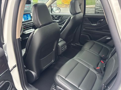 New 2026 Lincoln Corsair Premiere image 28