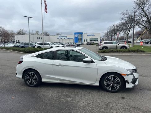 Used 2018 Honda Civic EX-T image 28