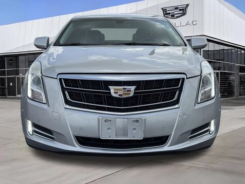 Used 2017 Cadillac XTS Luxury FWD image 4